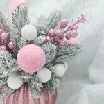 Aranjament decorativ - Craciun Pudrat in Roz - imagine 2
