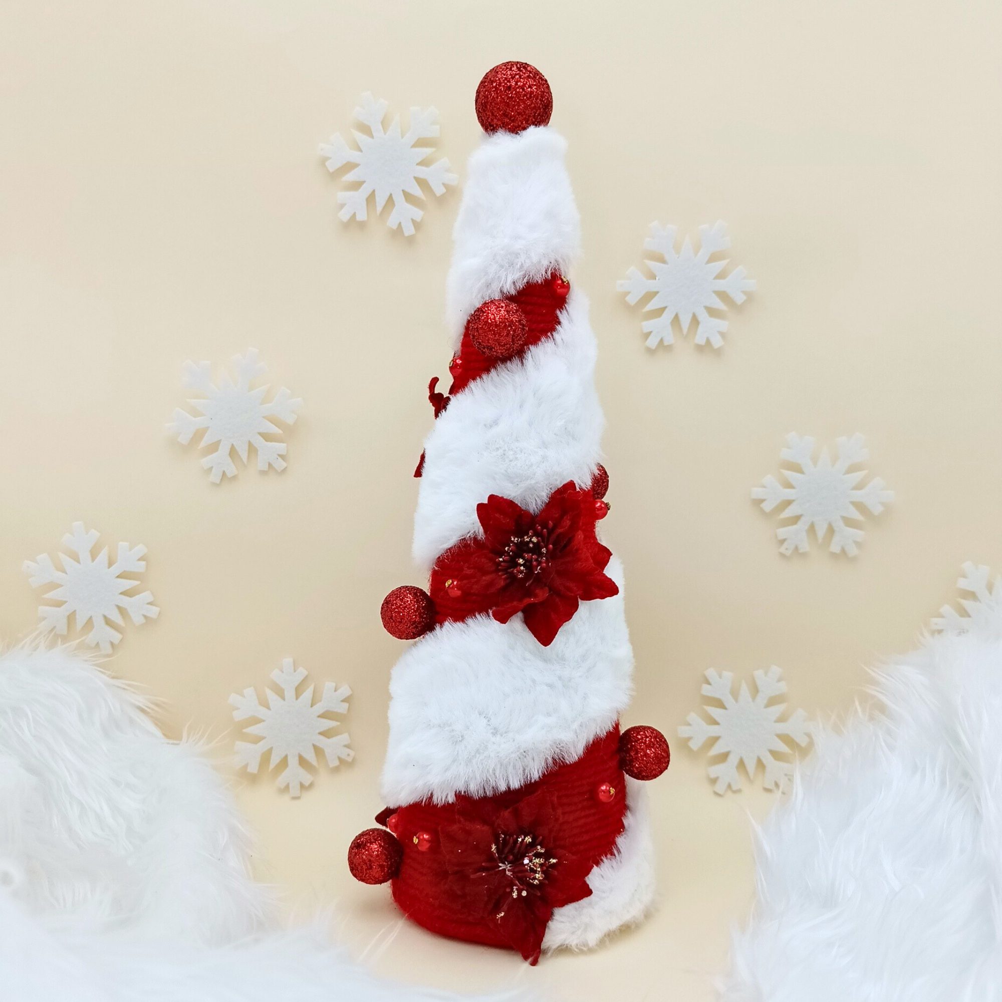 Bradut handmade de Craciun - Acadea Cherry_1 Bradut handmade Craciun - Acadea Cherry - imagine 1